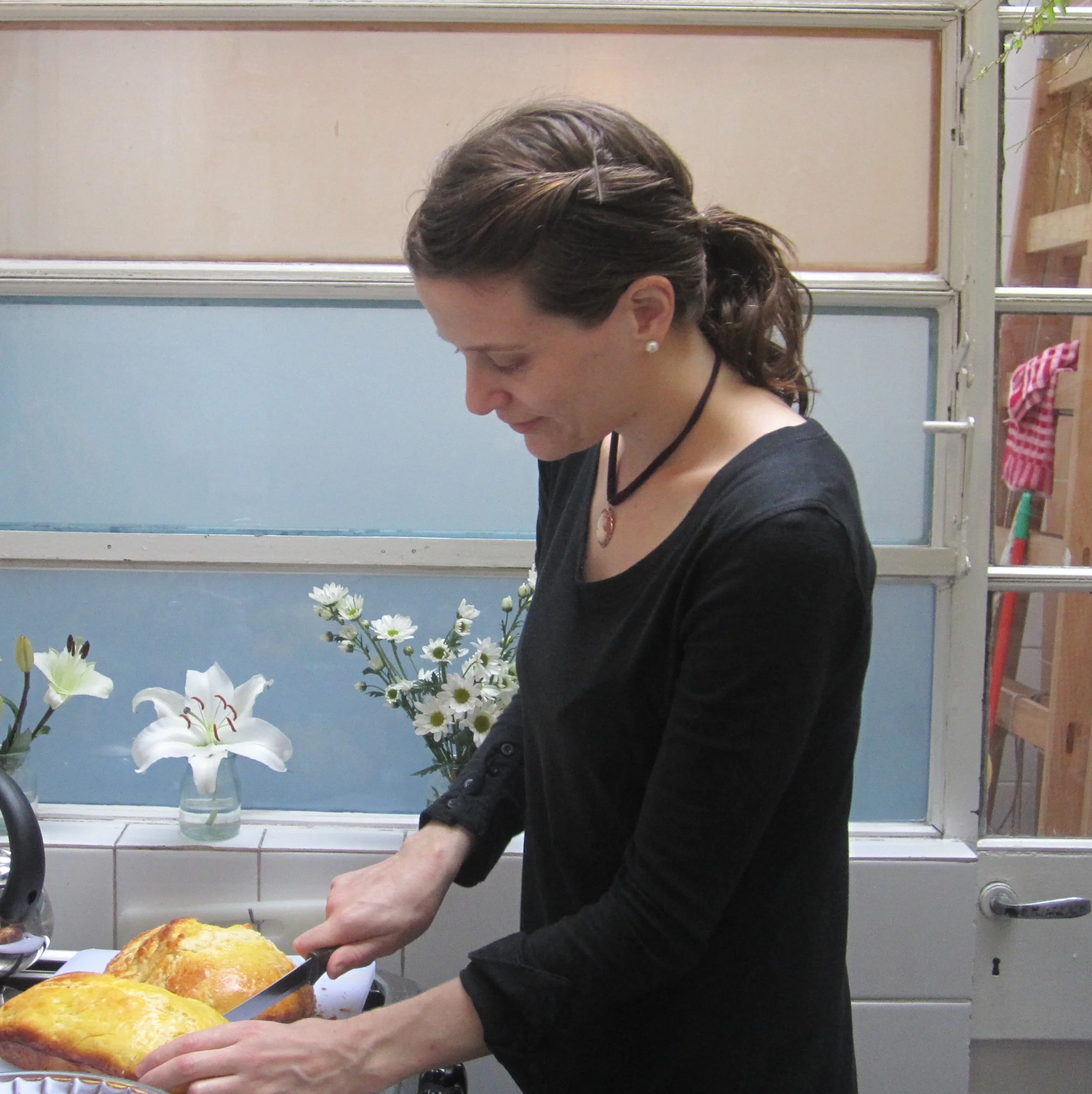 Piper7 years in BA, más o menos, and still going strong.&nbsp; Never far without Lucy her amazing canine companion, Piper was my Buenos Aires almanac, dear friend, and occasional fellow tango-er.&nbsp; Con Diego.&nbsp;Piper: “She’s okay. She works v…