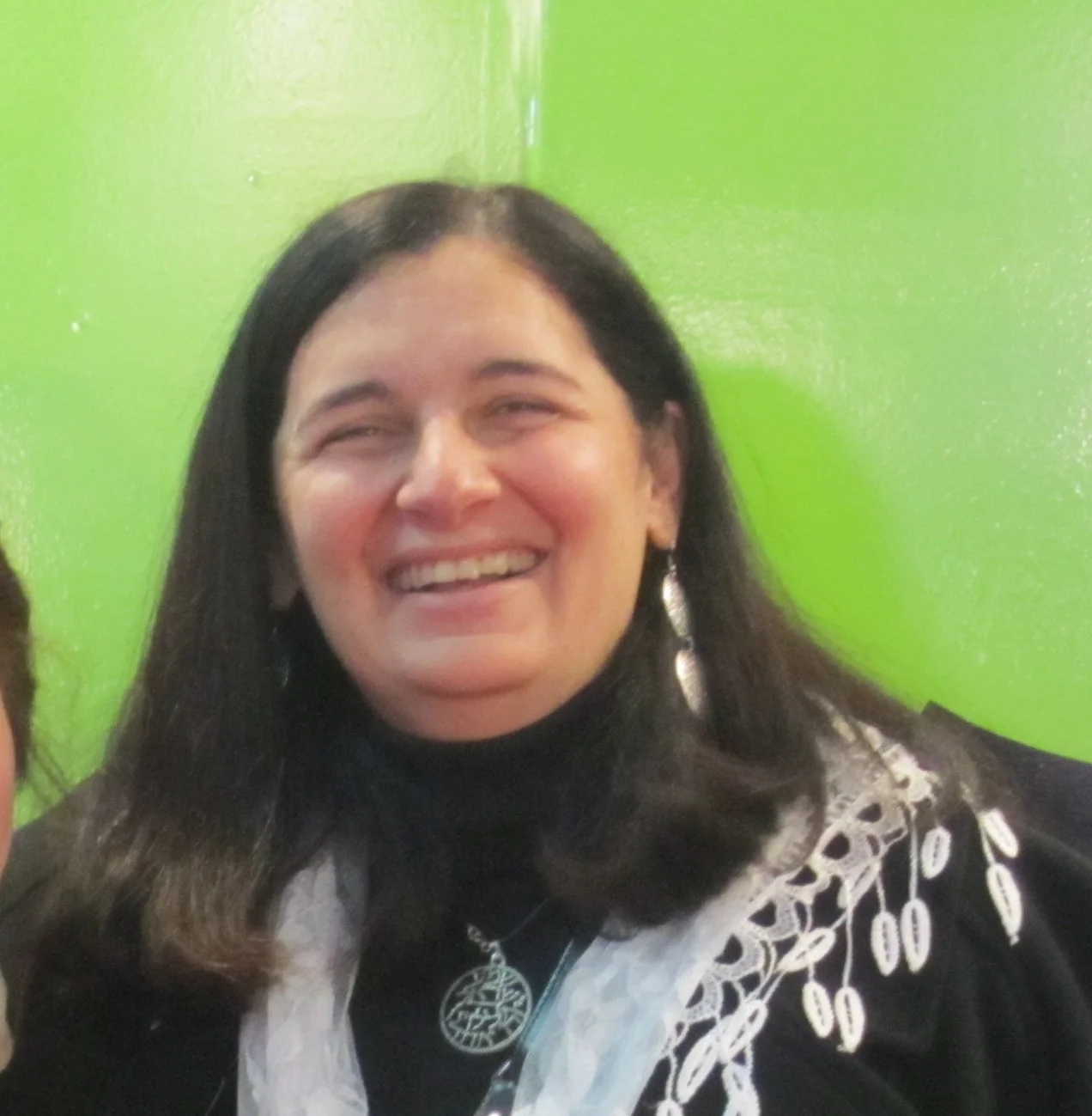 RoxanaA porteña via couchsurfing. &nbsp;Doesn’t cook, but was open enough to invite me to her house and serve me purchased porteña delicacies. Went to the Buenos Aires Book Fair together. Was always willing to meet up.&nbsp;