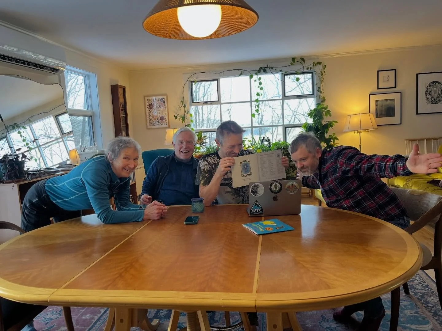 holiday books to norway transmission | dec 22 2024