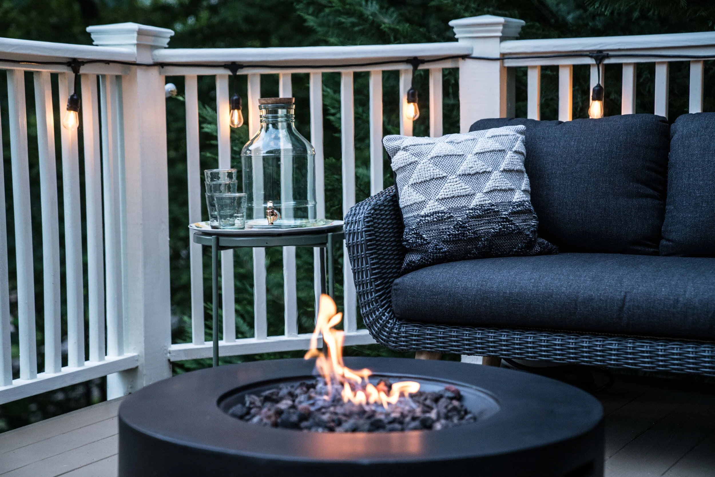 07 Firepit in the evening.jpg