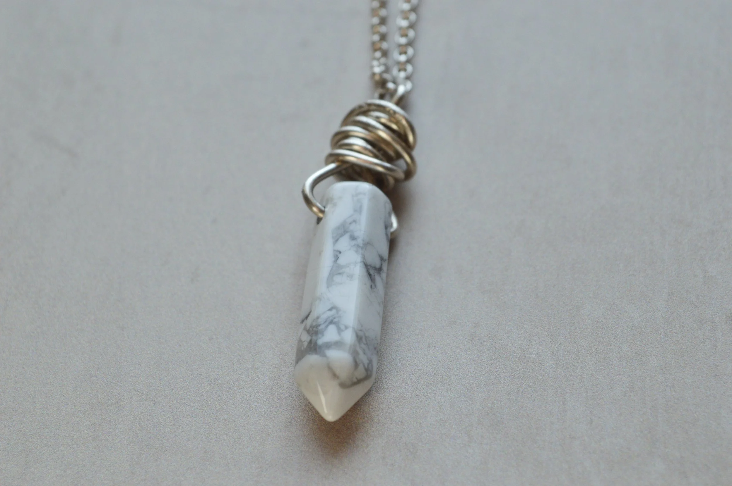 Howlite Chain Necklace