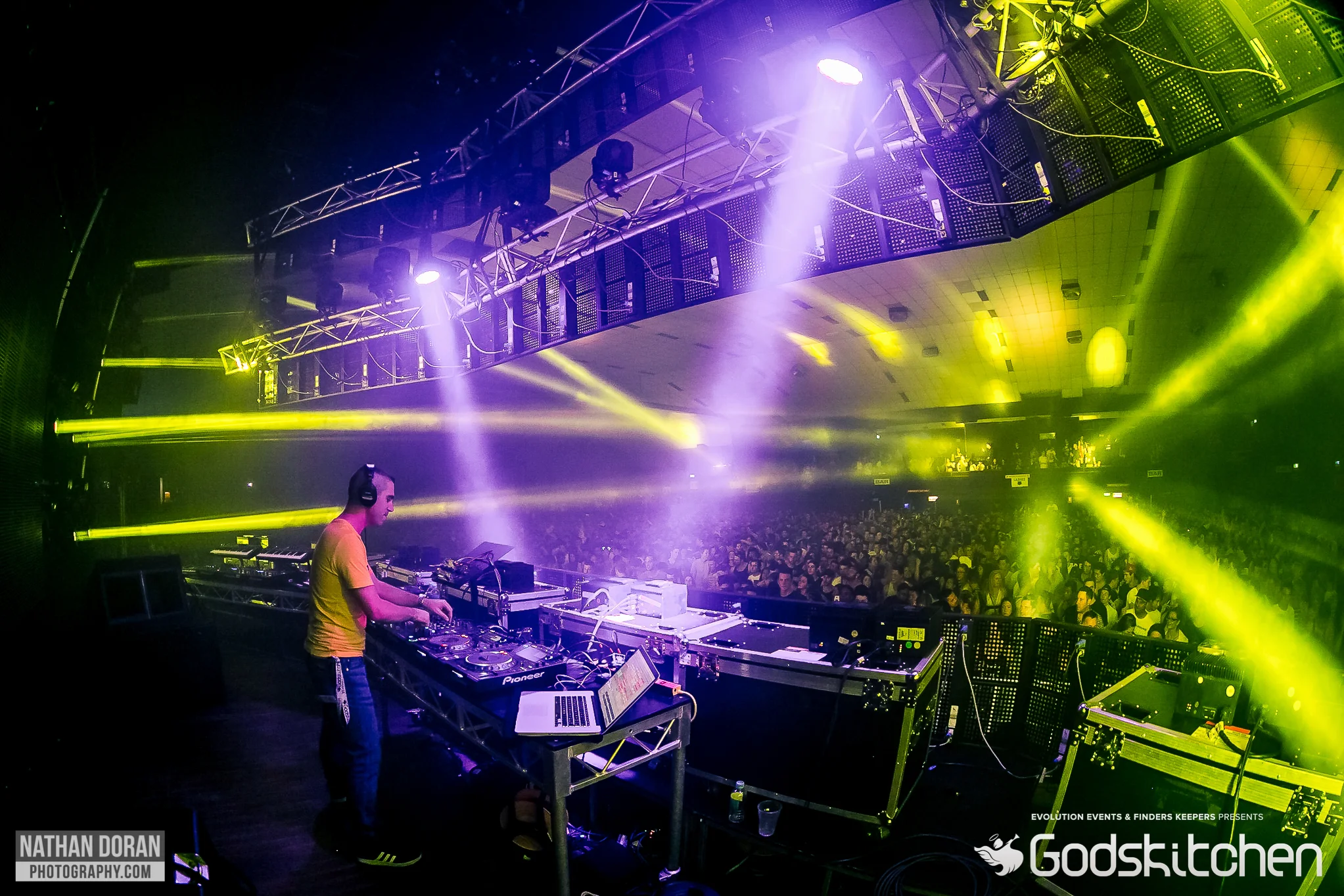 2015-05-02_ GOD'S KITCHEN (Festival Hall)-250.jpg