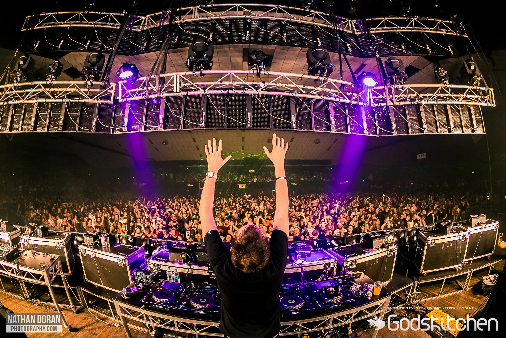 2015-05-02_ GOD'S KITCHEN (Festival Hall)-989.jpg