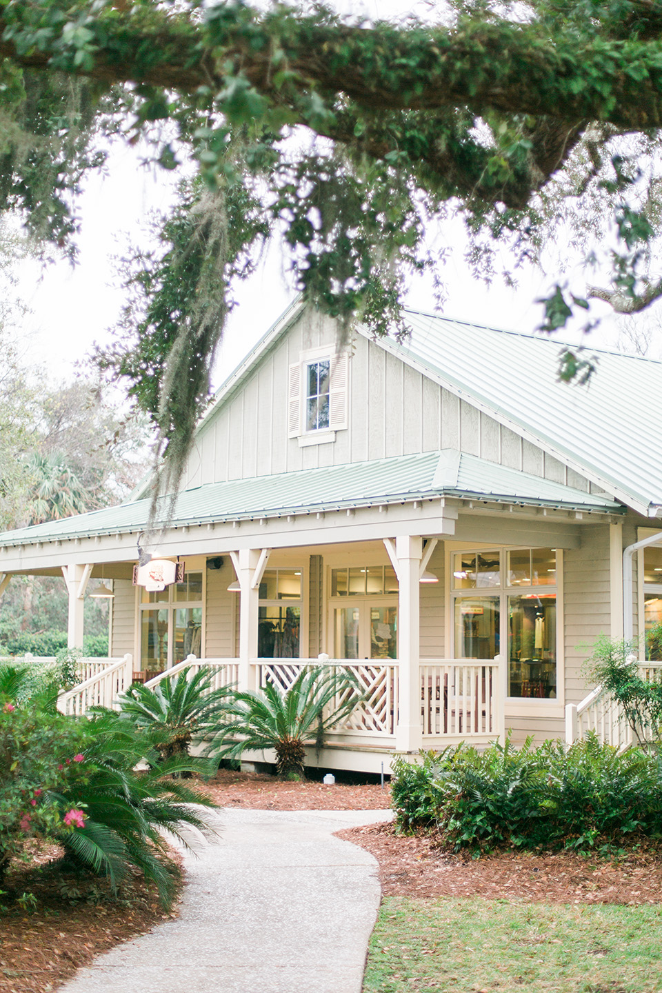 Picture of the Amelia's Signature Shop at the Omni Amelia Island Plantation Resort. 