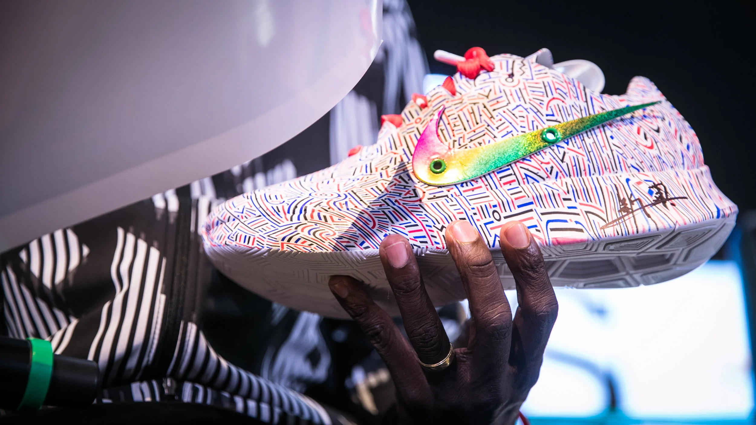 NIKE Lu Xinjian X Zoom Fly Noise Cancellation Pack