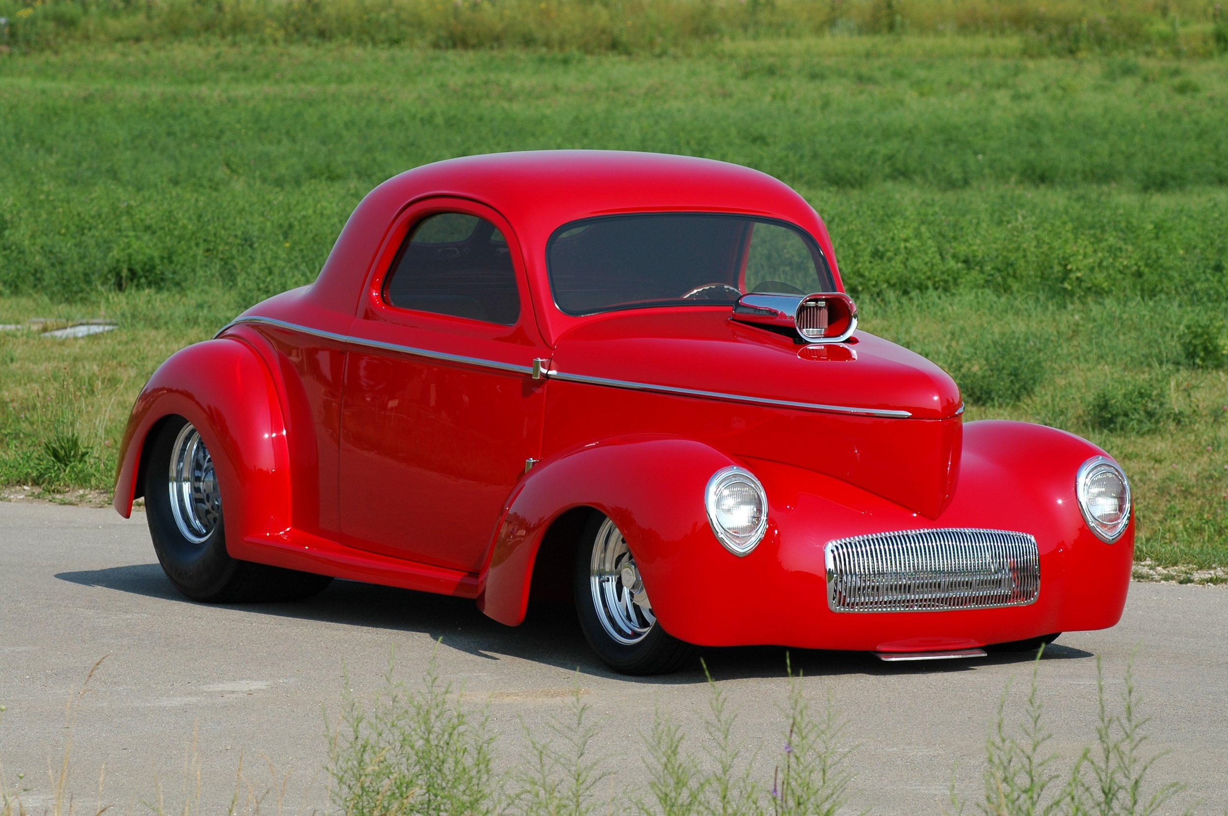 Recipient of the 52nd Annual Detroit Autorama Ridler Builder Award.