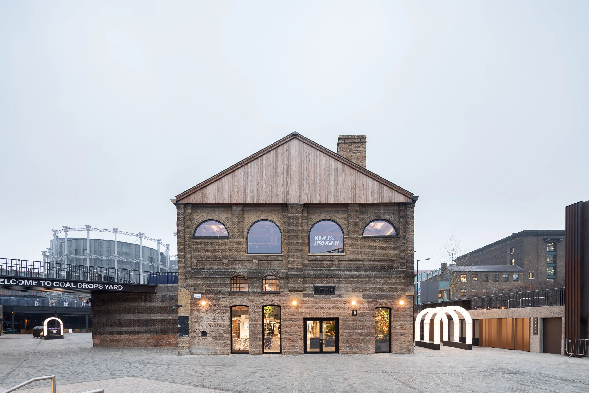  Wolf &amp; Badger, Coal Drops Yard | Fraher &amp; Findlay/Hannaford 
