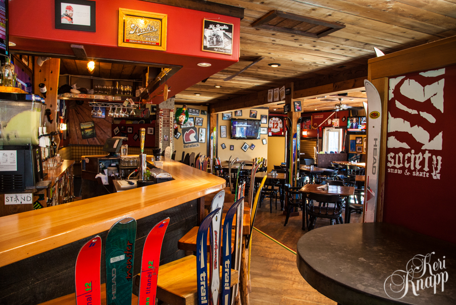 Gallery — The Village Idiot Bar & Grill
