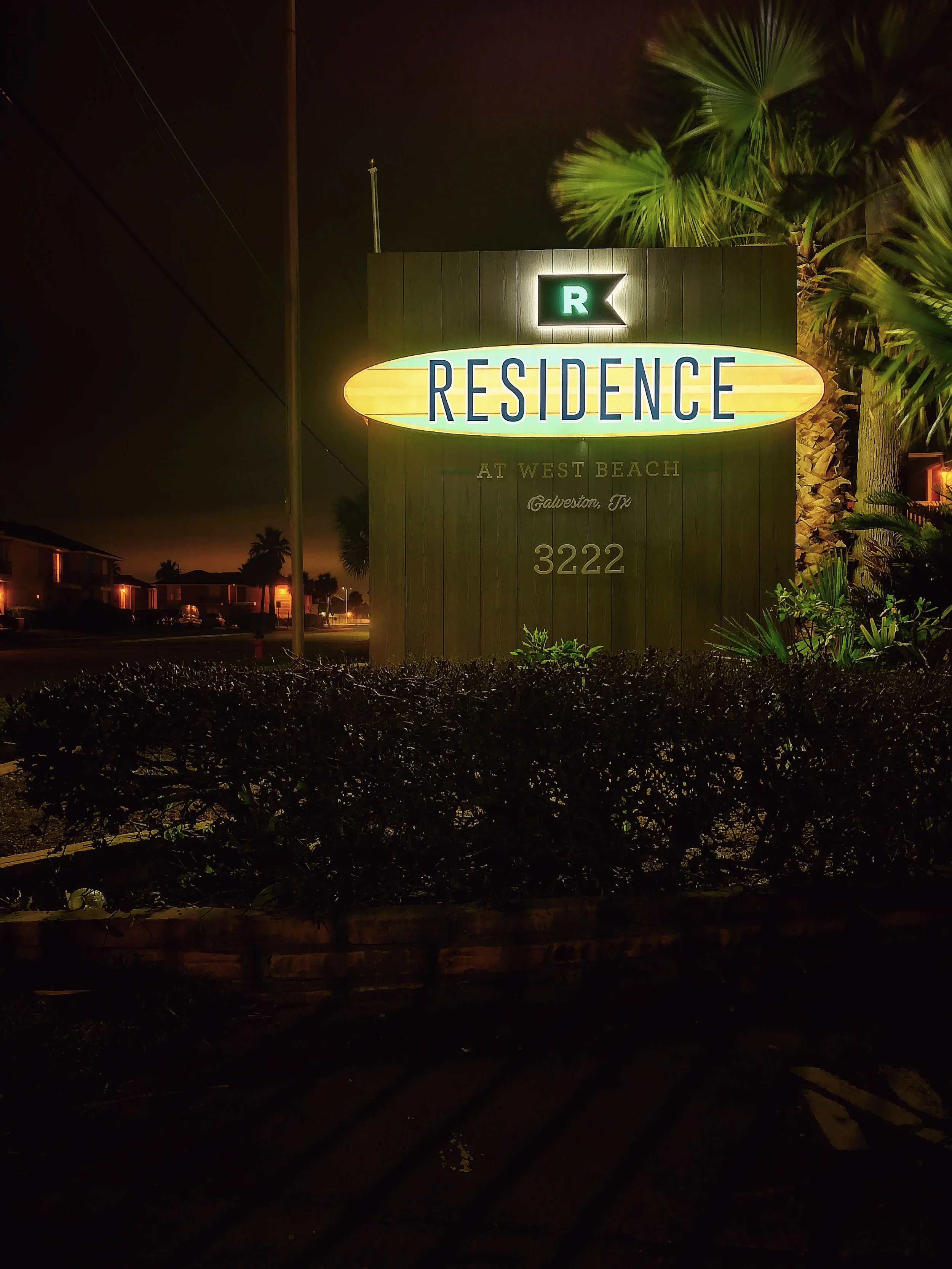 Real Estate Monuments Signage C2d Museum Graphics