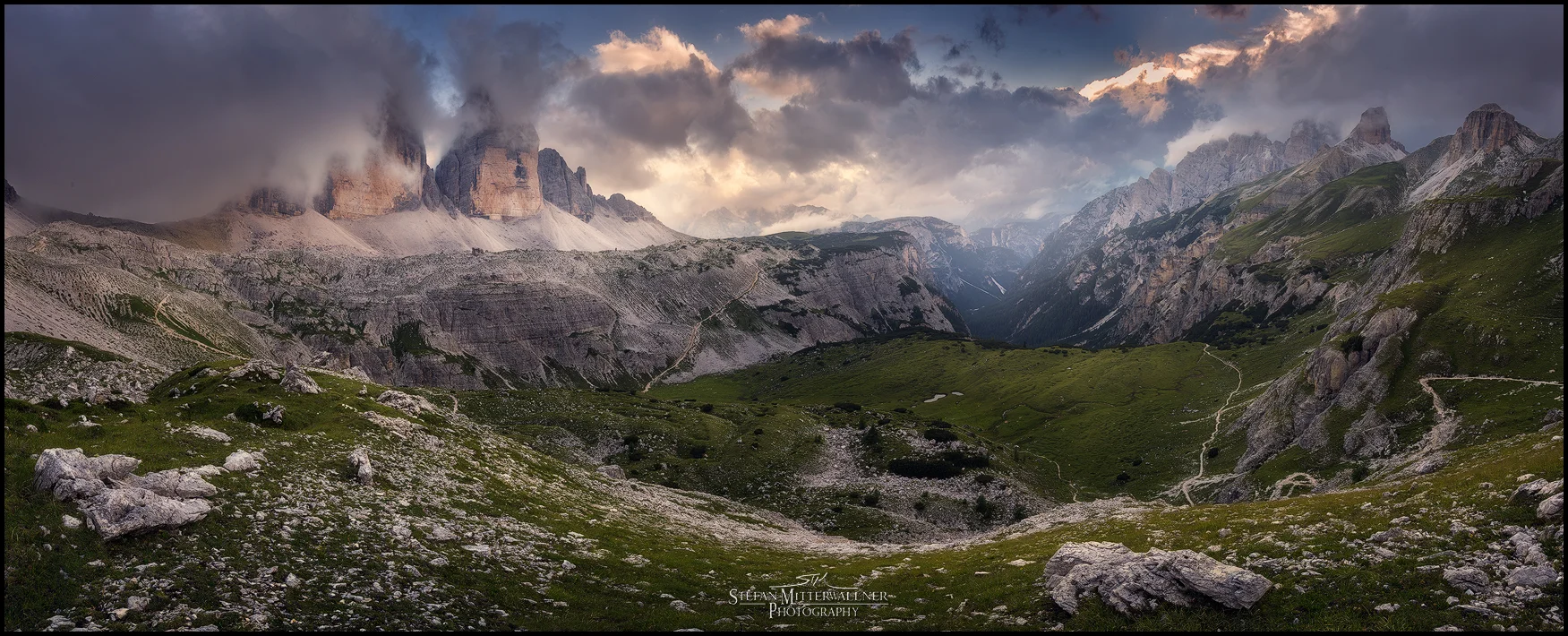 Zinnen_cloudpano_fb.jpg