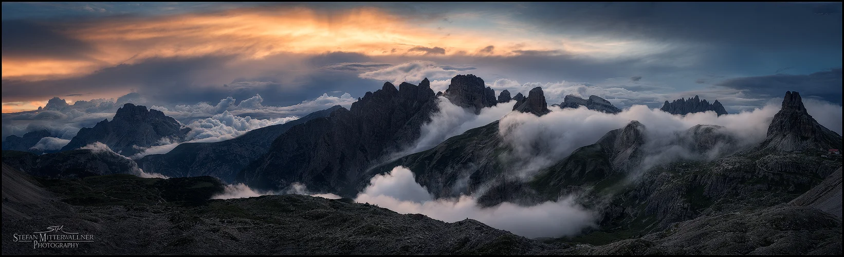 Zinnen_fog_pano_ws.jpg