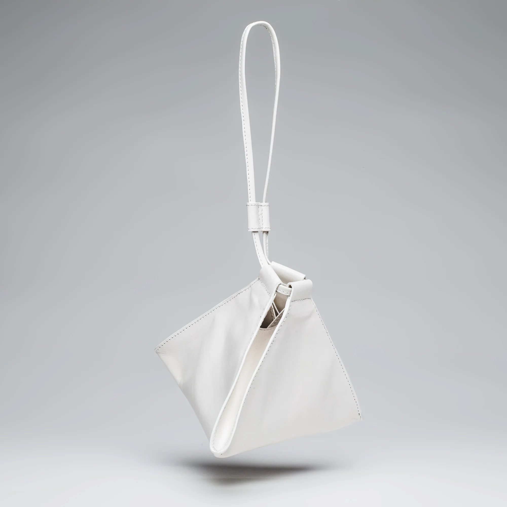 Pyramid Pouch - White 