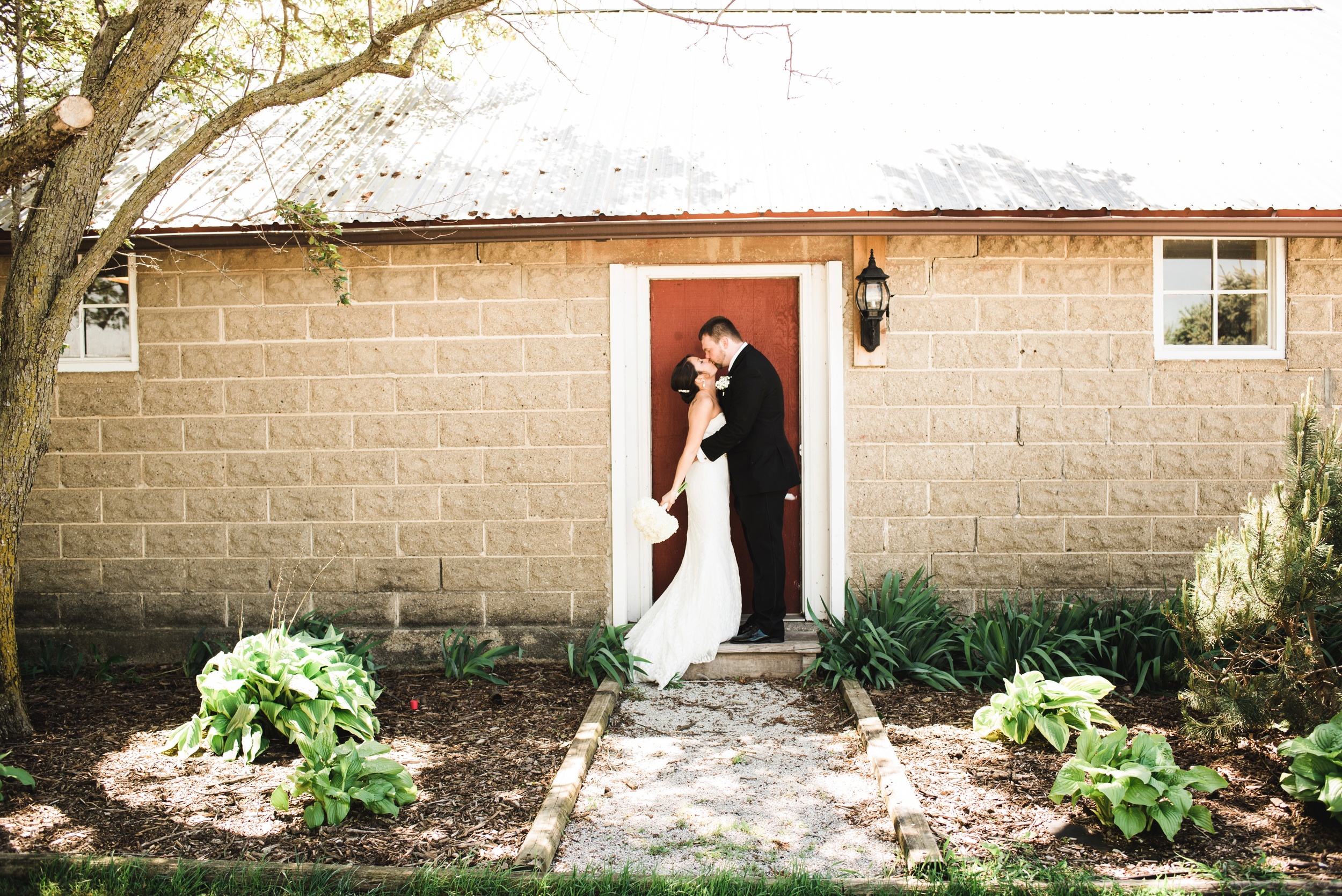 Rustic Rose Barn Roland Iowa Wedding_2457.jpg