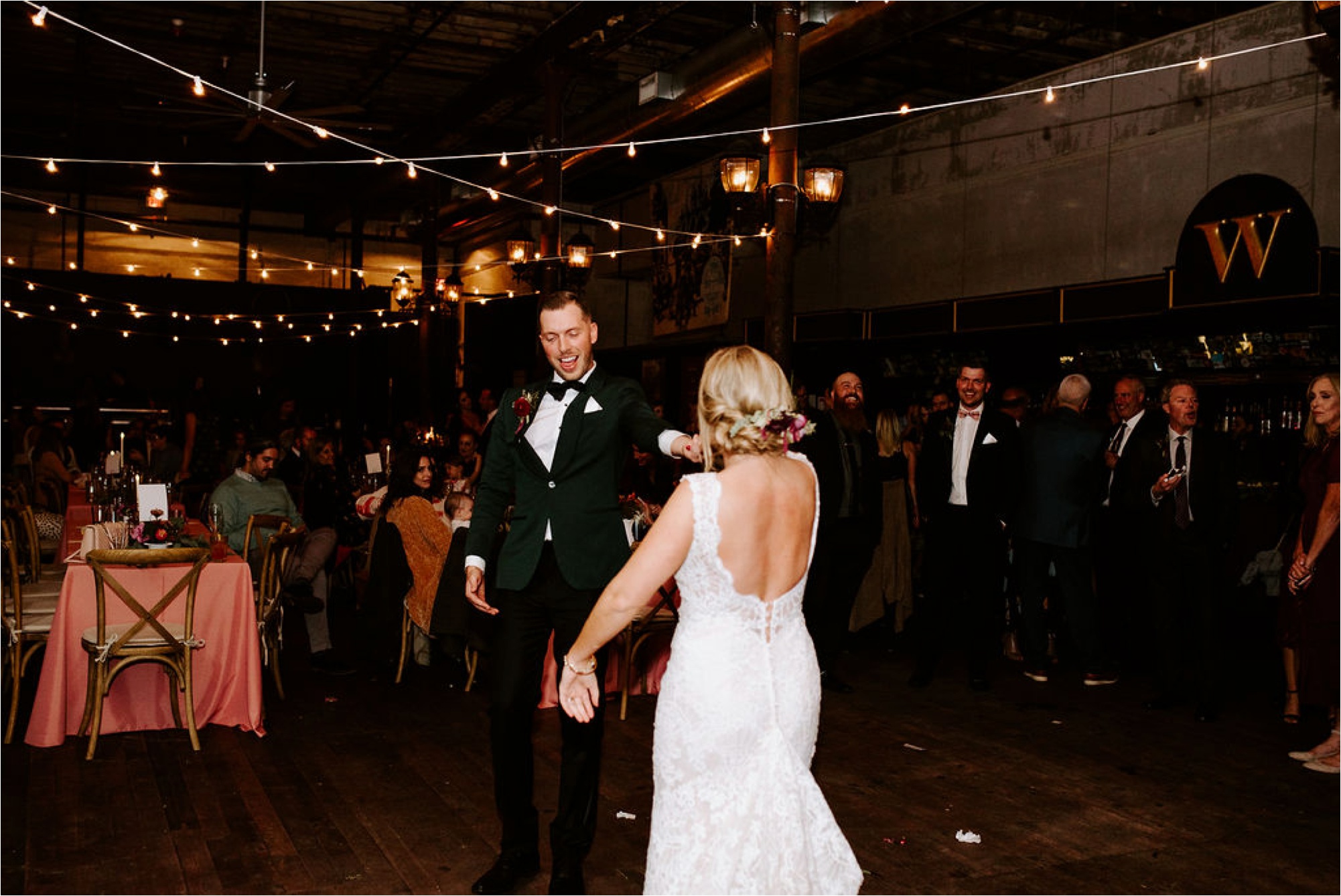 Wooly's Des Moines Rose Garden Concert Venue Wedding_3326.jpg