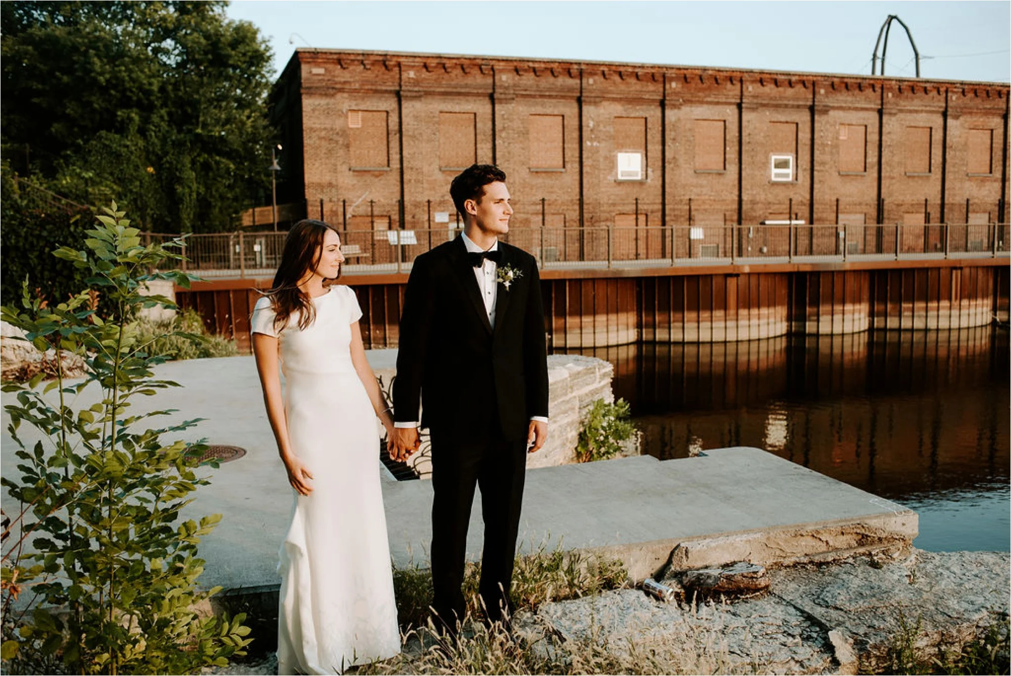 st anthony main minneapolis wedding photos bride and groom