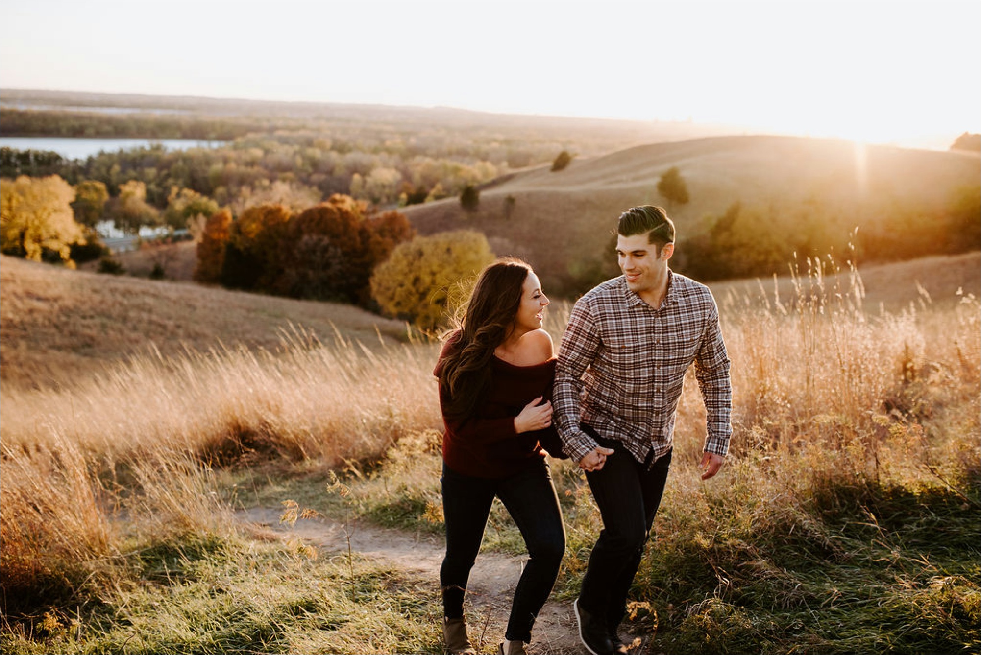 The Eden Prairie Bluffs Fall Engagement Session_3736.jpg