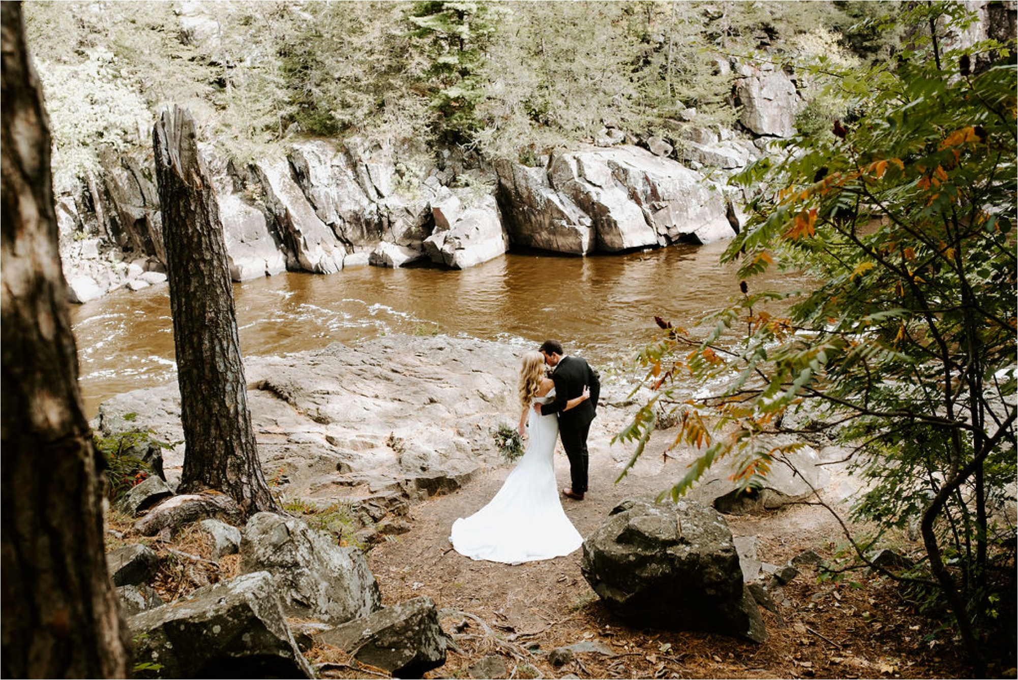 Winehaven Taylor's Falls Fall Wedding Minnesota Photographer_3862.jpg