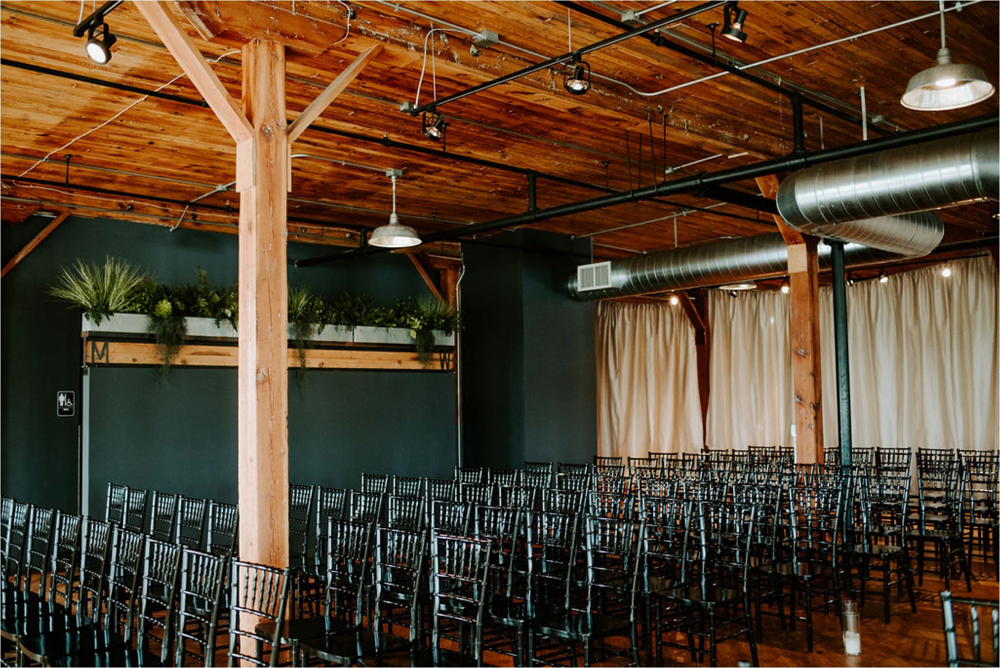 solar arts building wedding ceremony minneapolis