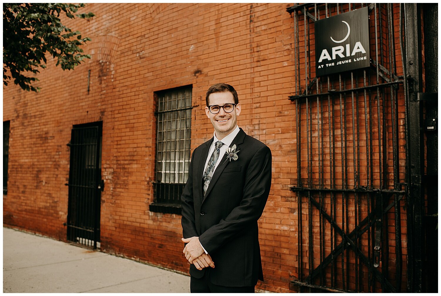  Aria Wedding. Downtown Minneapolis Wedding. Minneapolis Wedding. City wedding. Adventurous wedding. Adventurous couple. Authentic wedding photos. Authentic wedding photographer. 