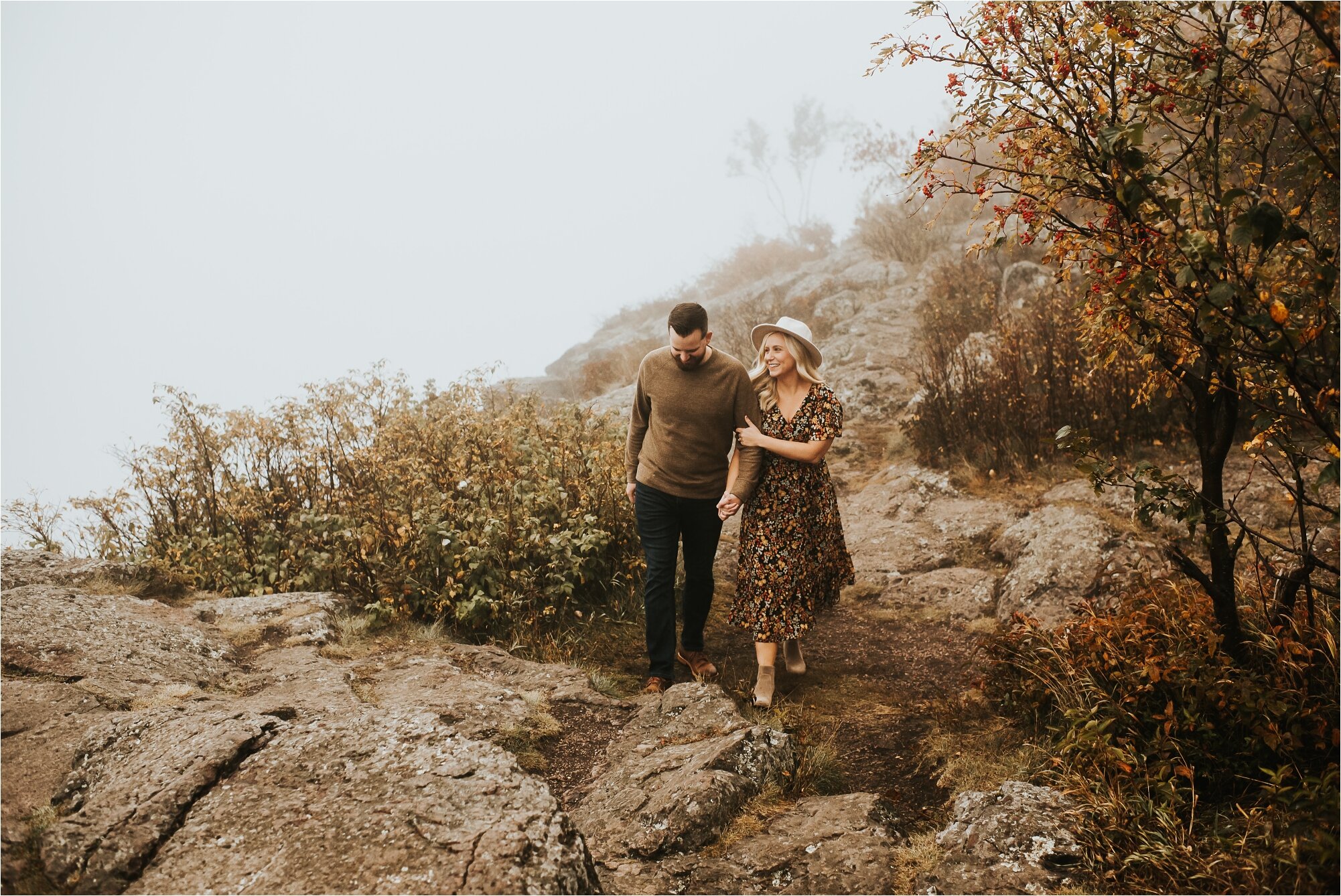  north shore minnesota engagement session engaged palisade head couple walking outfit 