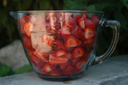 strawberries_hulled
