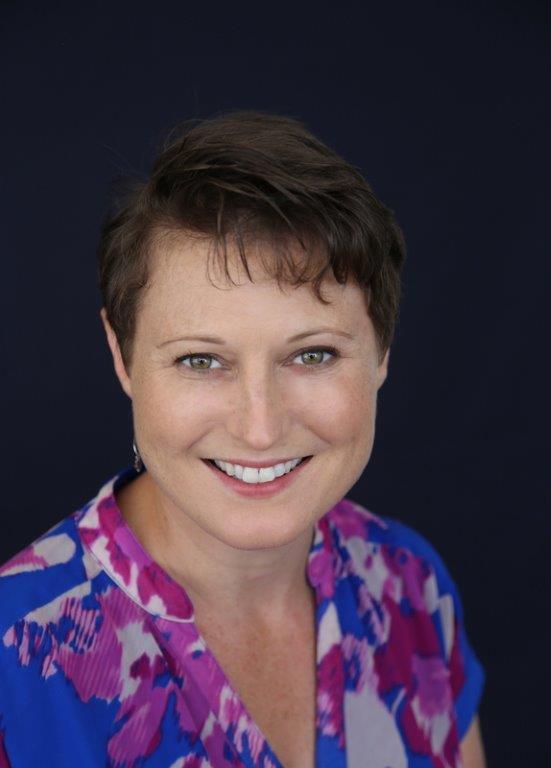 Profile Picture_Andrea Bates.jpg
