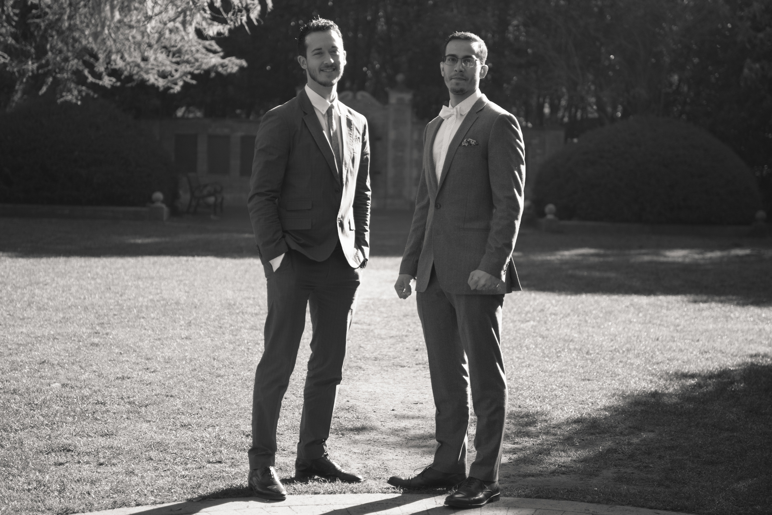 L_R_wedding_b&w_web-2074.jpg