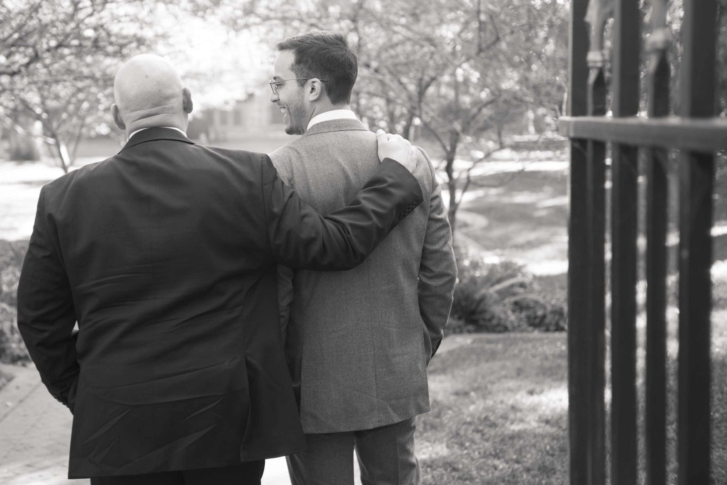 L_R_wedding_b&w-2054.jpg