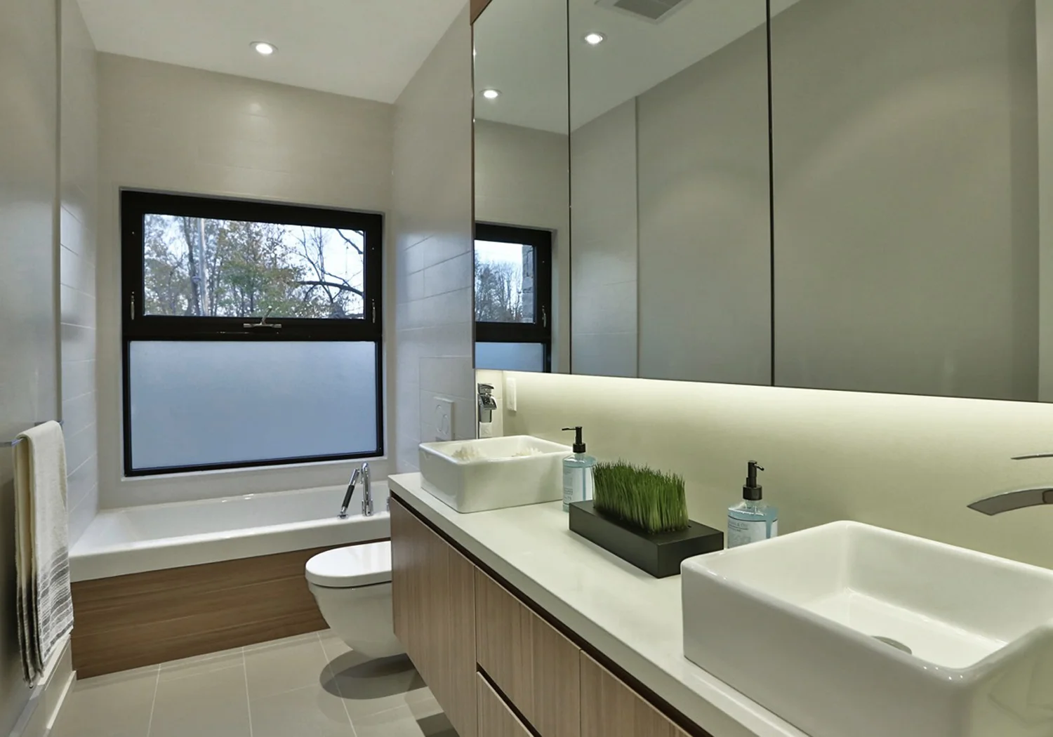 BLVD bathroom  1 112013.jpg