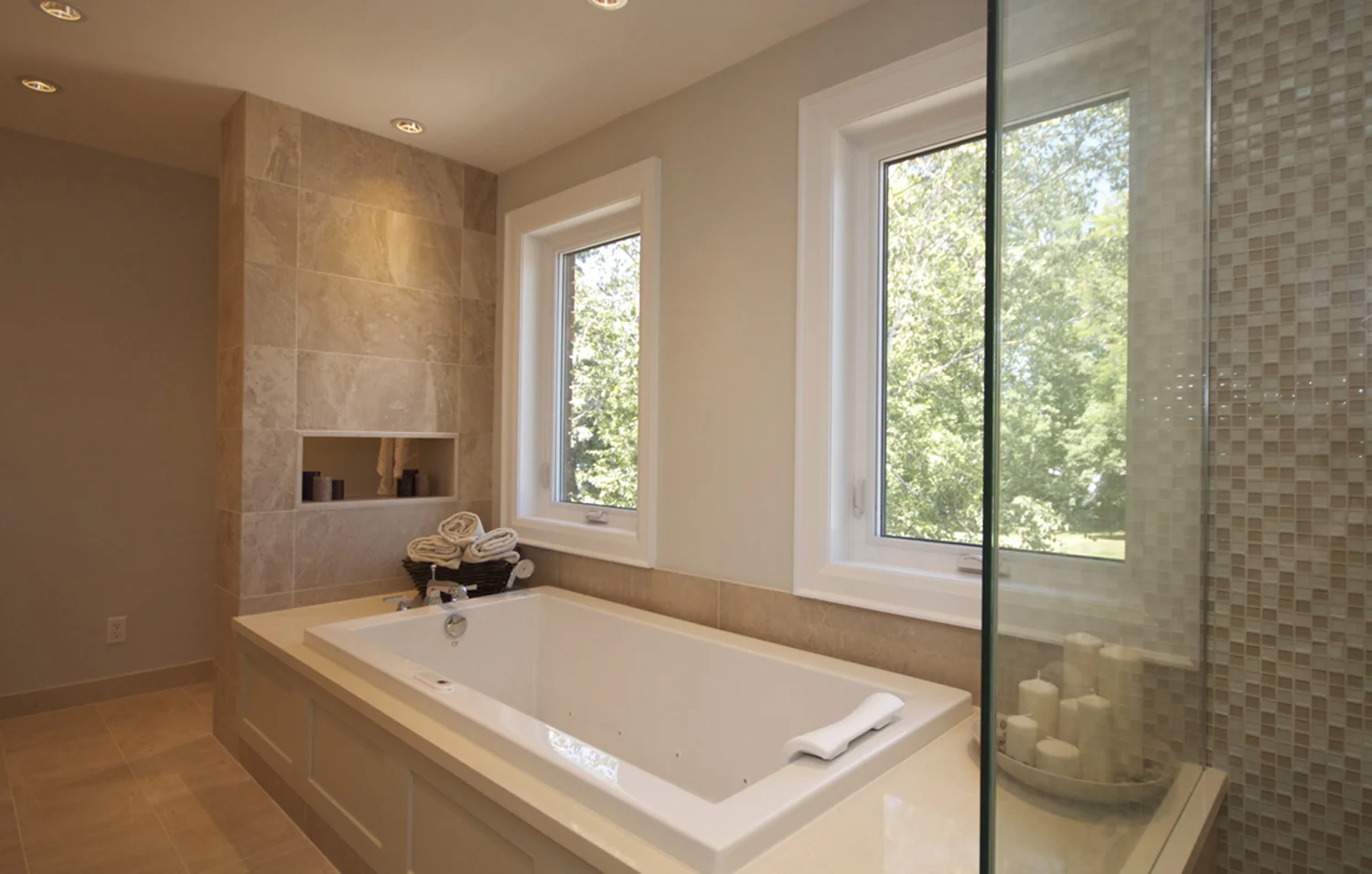 VAUGHAN ENSUITE_2 080112.jpg