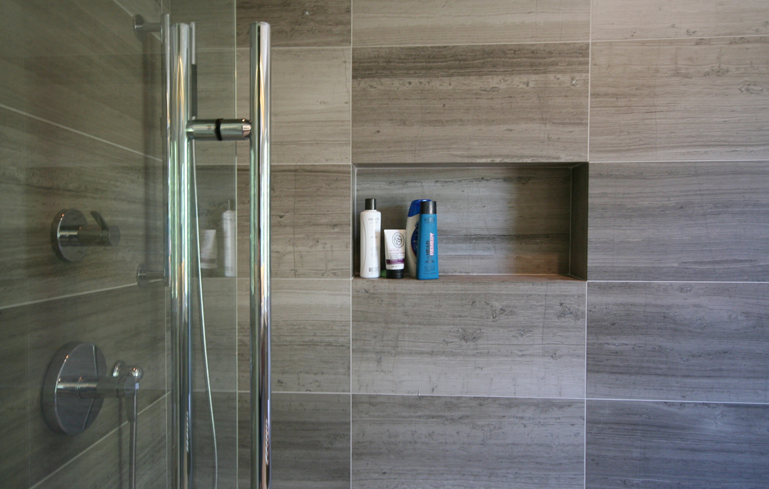 VAUGHAN_boys bathroom 3 072512.jpg