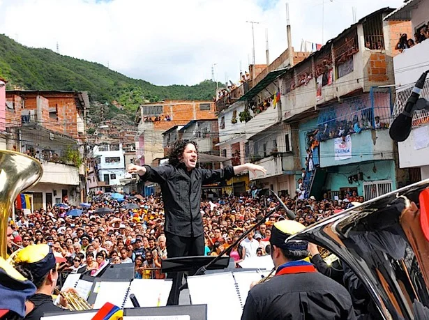 ‘El Sistema’ de Orquestras Juvenis de Venezuela, por Francesco Valente