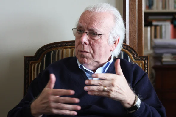 Carlos do Carmo (intérprete de fado)