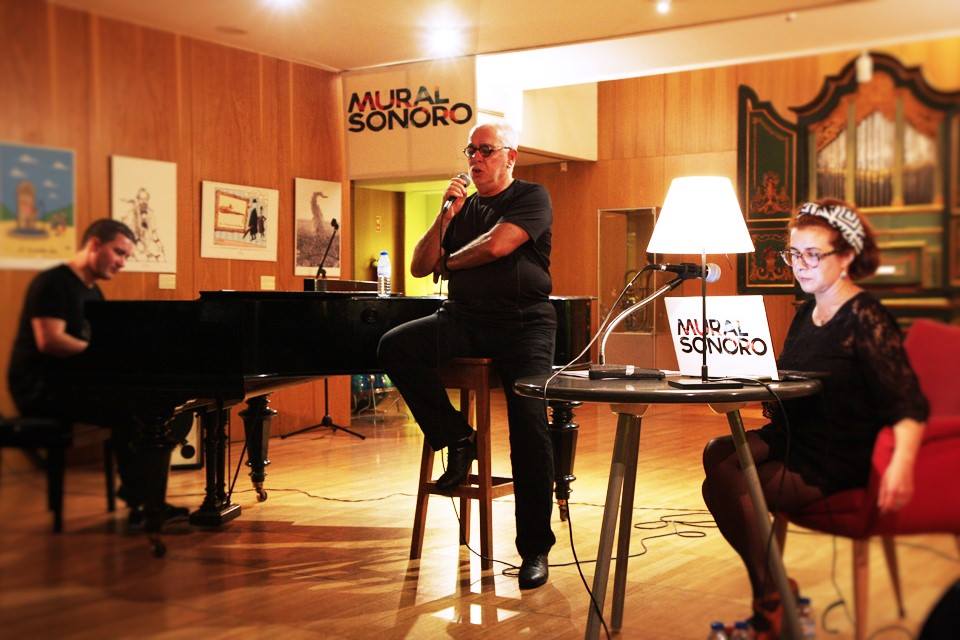 Victor Zamora (piano), Paulo de Carvalho (voz), Soraia Simões (autoria, condução)