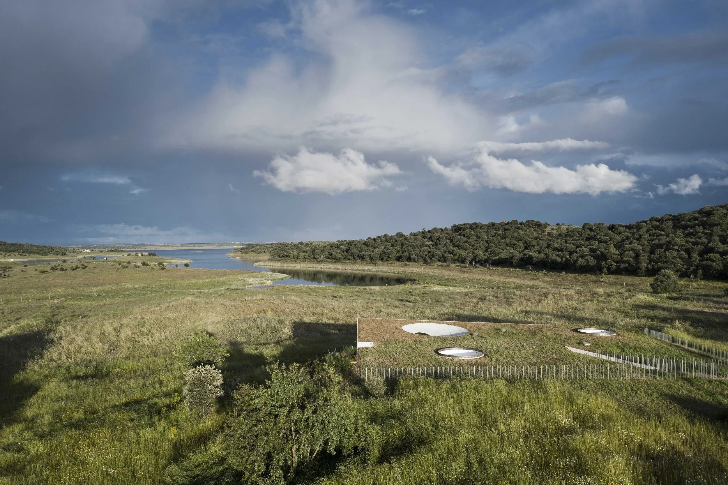landscape architecture | Nature-inspired architecture | organic architecture | Eco travel | eco hotel | landscape hotel | nature hotel | nature destination | room and wild | luxury villa algarve portugal | silent living | casa na terra