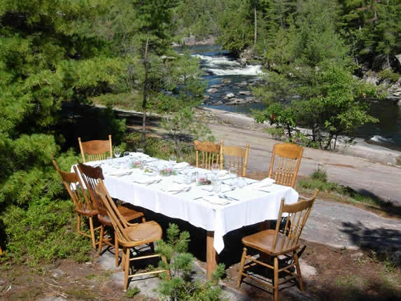 Room River Canada Room Wild