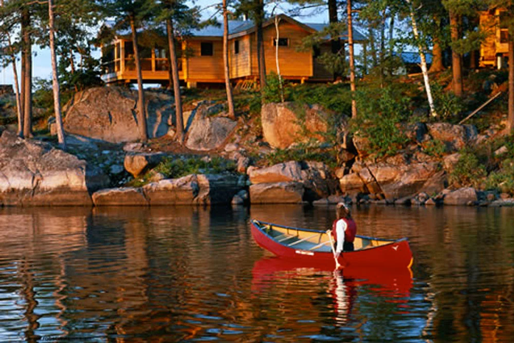 THE LODGE AT PINE COVE, FRENCH RIVER, ONTARIO, CANADA