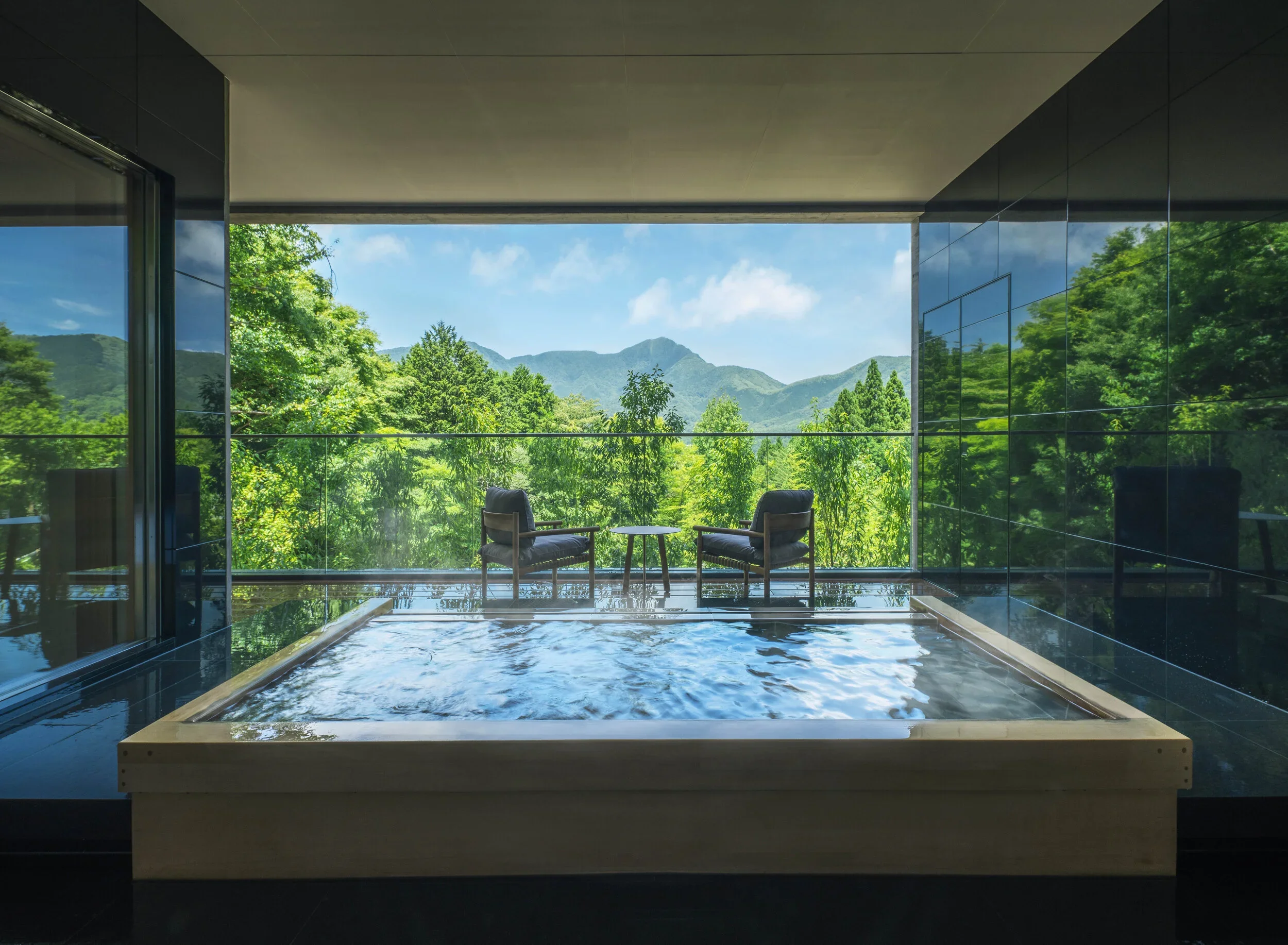 luxury hotel Japan | immersive experiences | creative travel | Eco travel | eco hotel | landscape hotel | nature hotel | nature destination | room and wild | Japan Ryokan Hakone | | KAI Sengokuhara