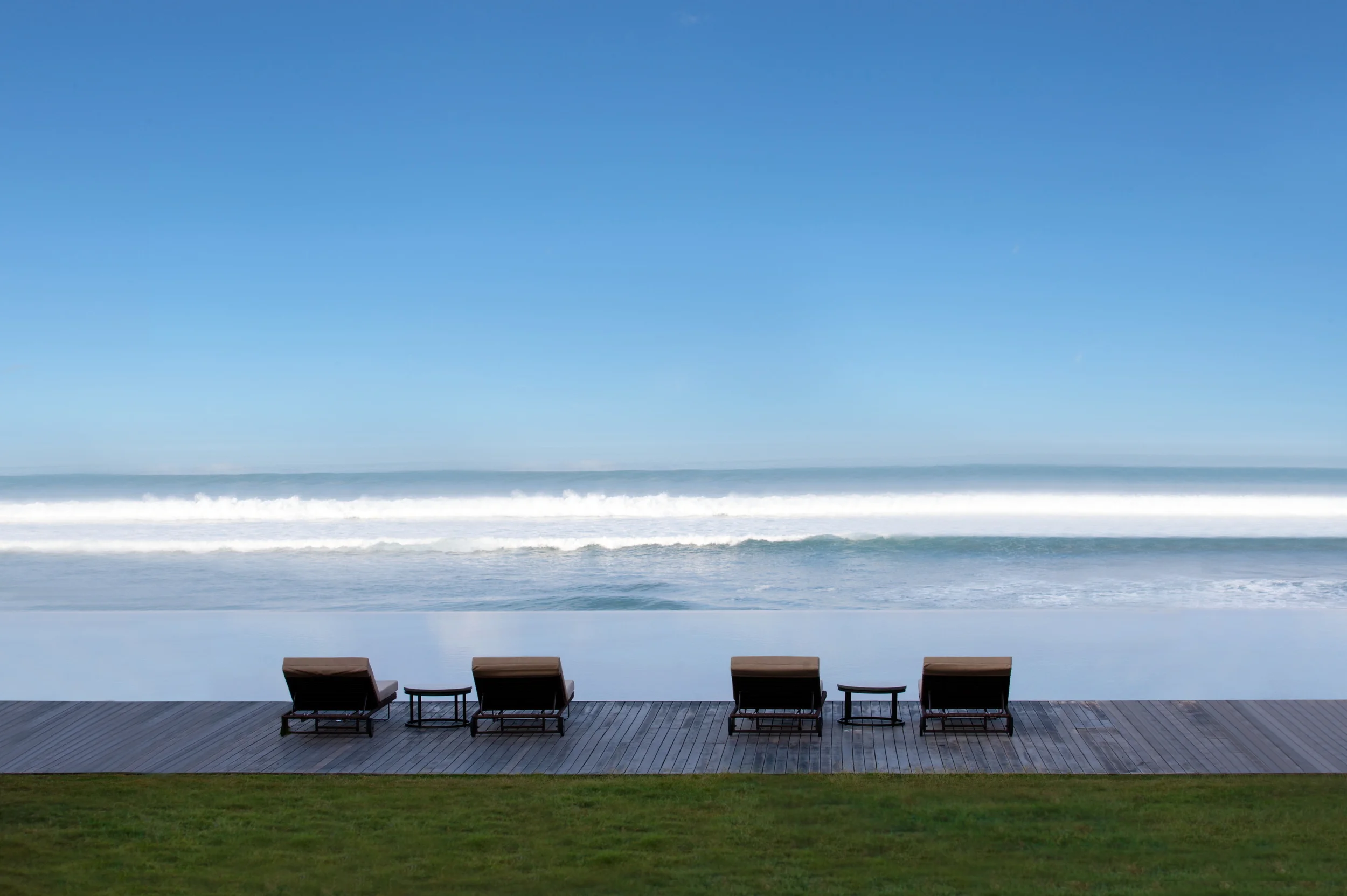Alila Seminyak - Infinity Pool 01.JPG