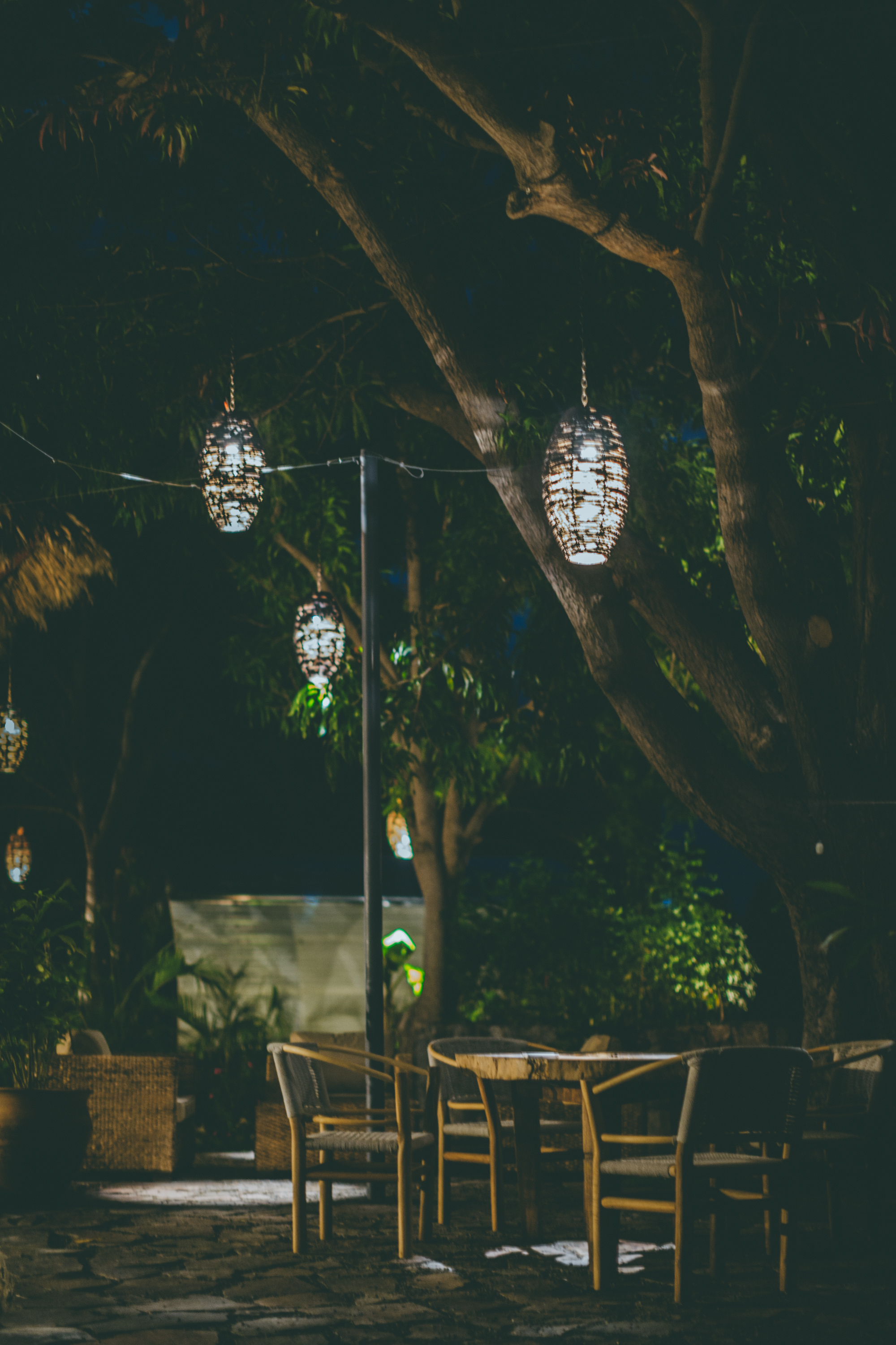 Isleta El Espino dining area at night.jpg