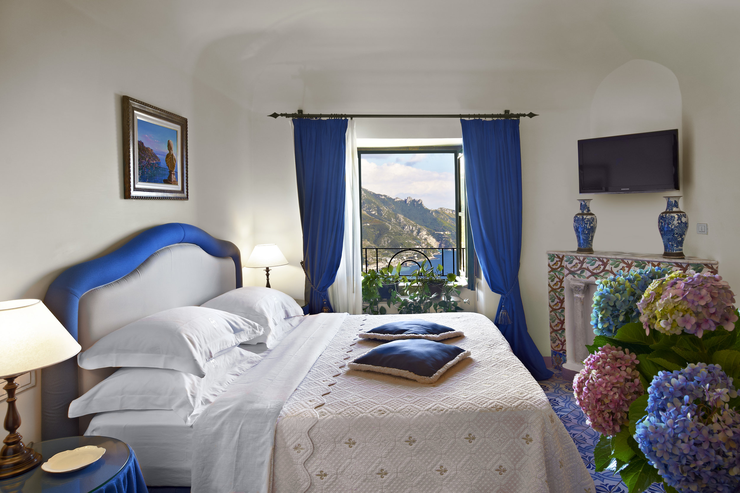 Amalfi Coast Hotels | Villa Cimbrone