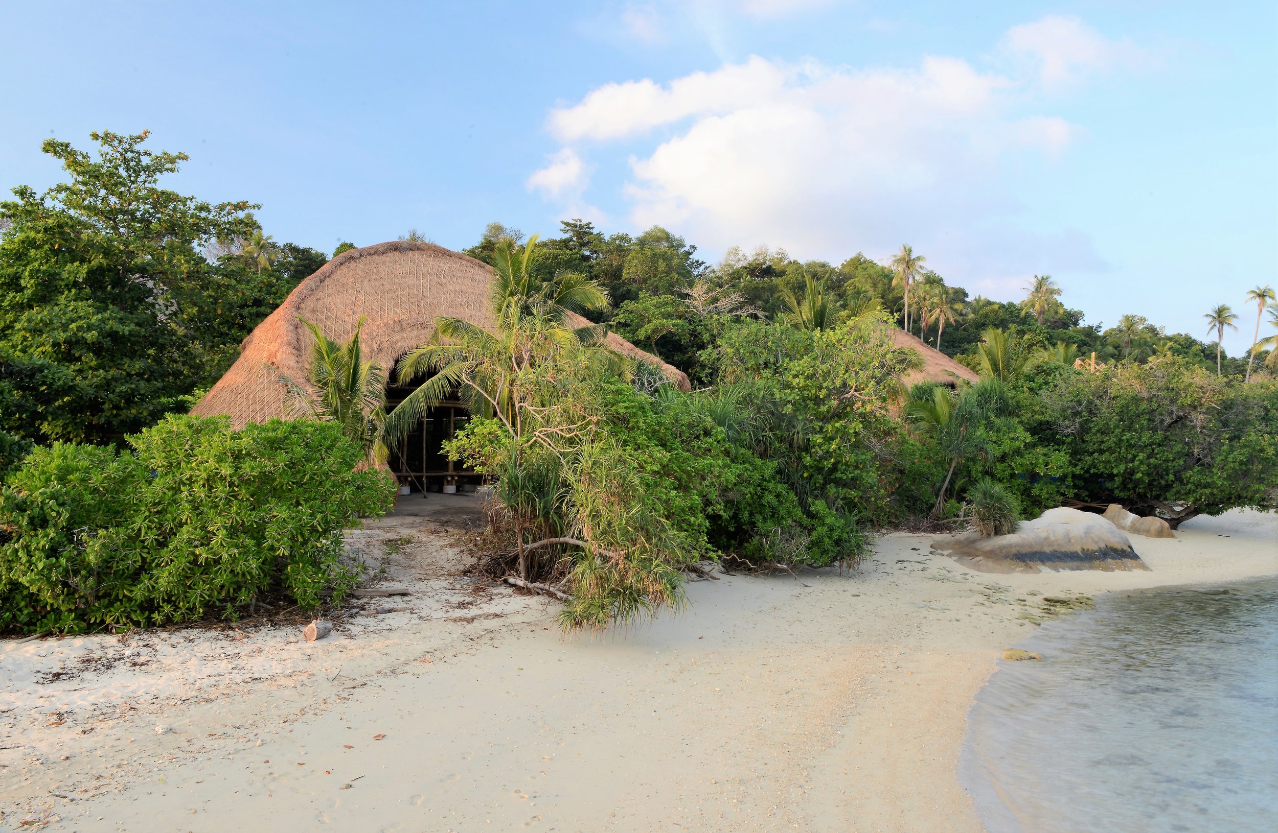 Island Resorts | Cempedak Private Island