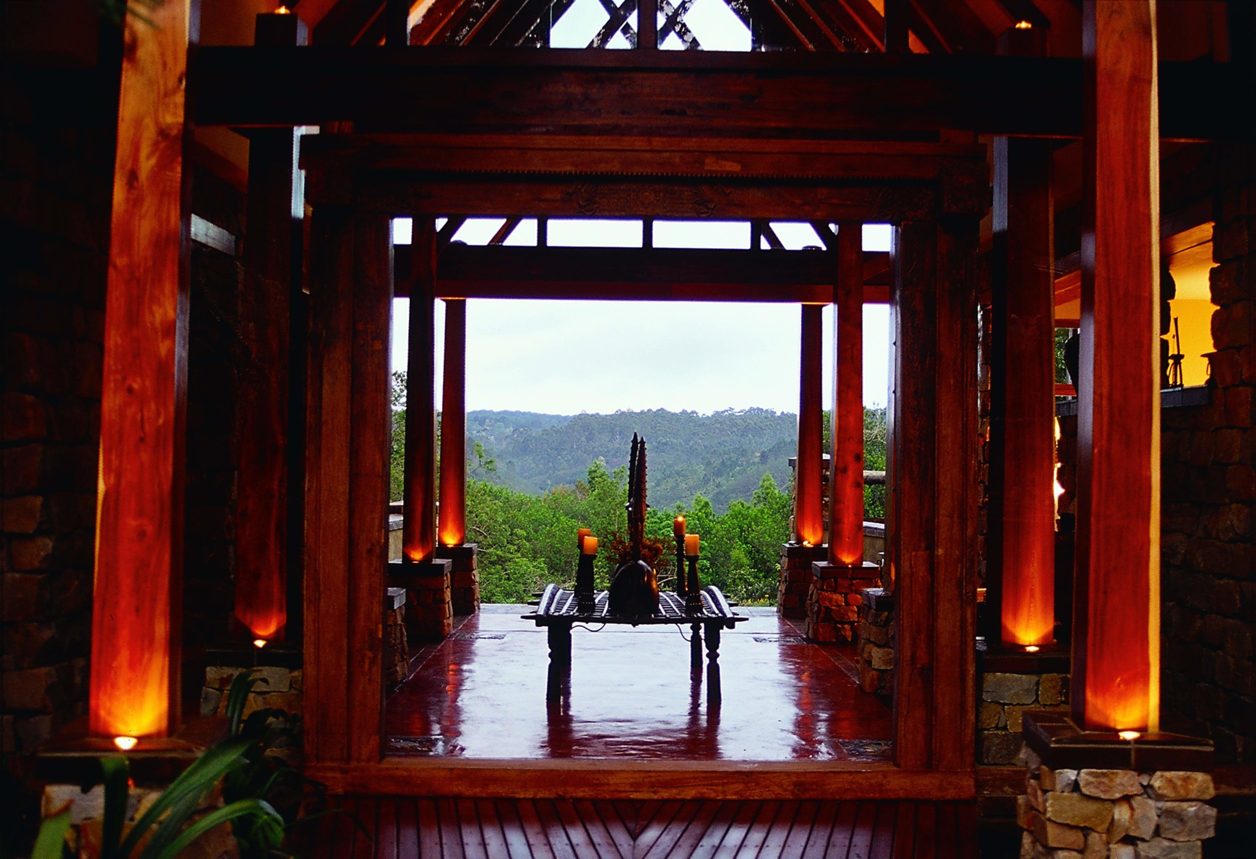 Tsala - Entrance Hall View.jpg