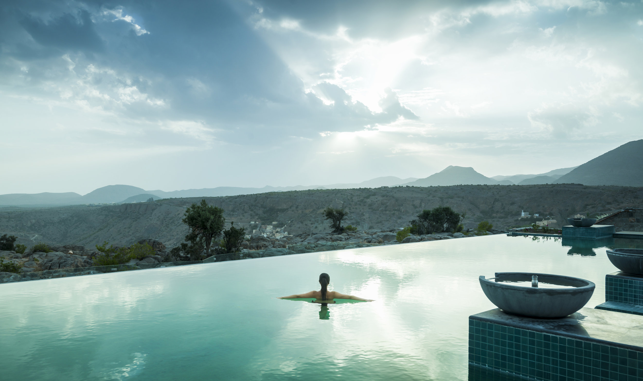 Anantara Al Jabal Al Akhdar Resort - Infinity Pool 01.jpg