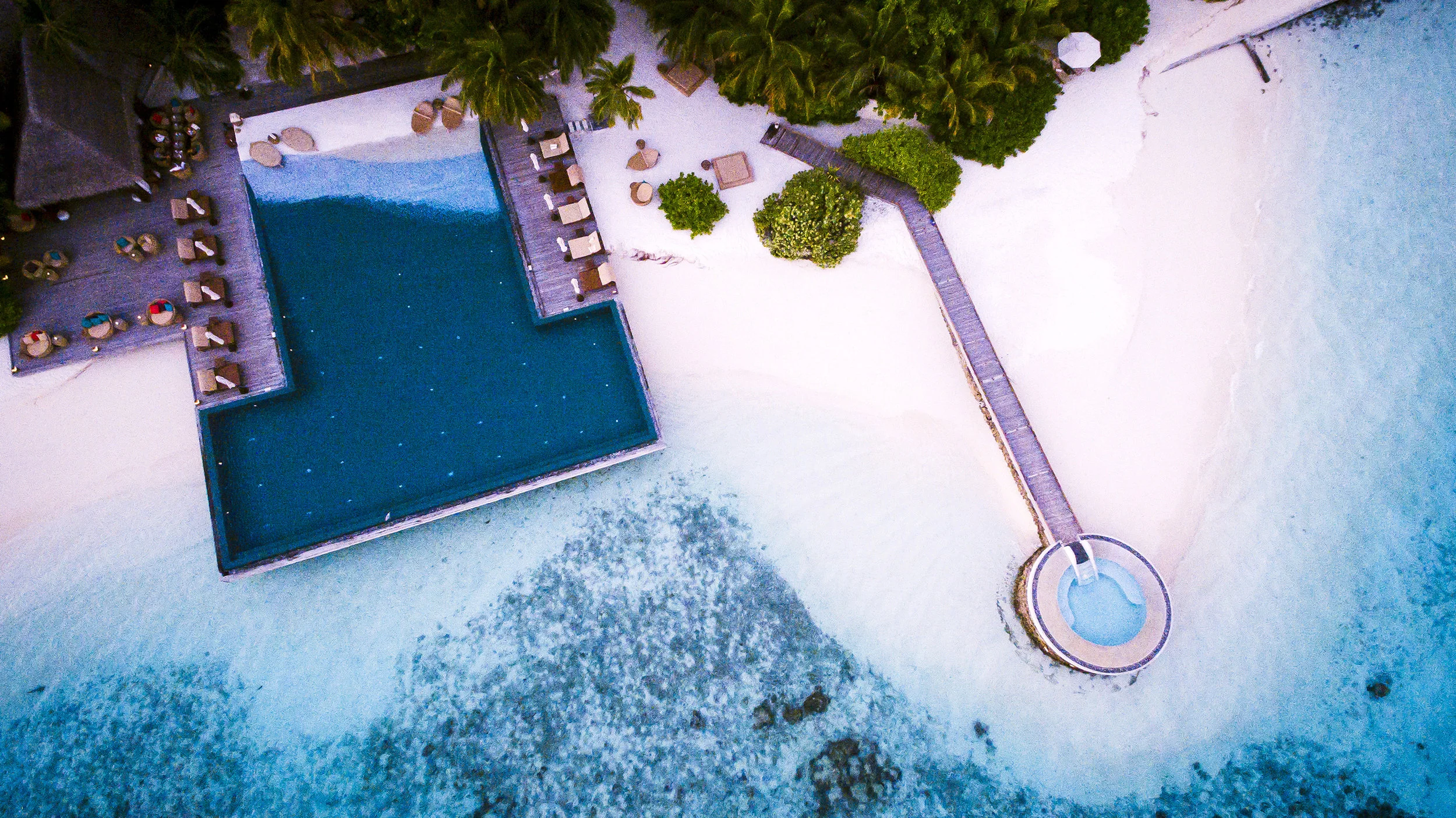 Hi_PHUV_68730317_PHUV_Pool_Lonu_Veyo_Aerial_01_G_A_L.jpg
