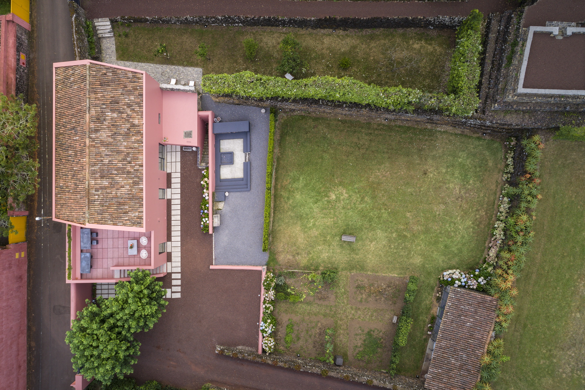 Azores Hotels | Pink House Sao Miguel Azores