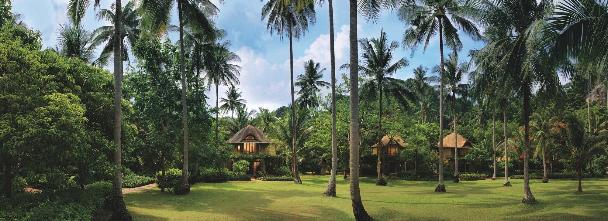 Coconut Lawn & Pavilions.jpg