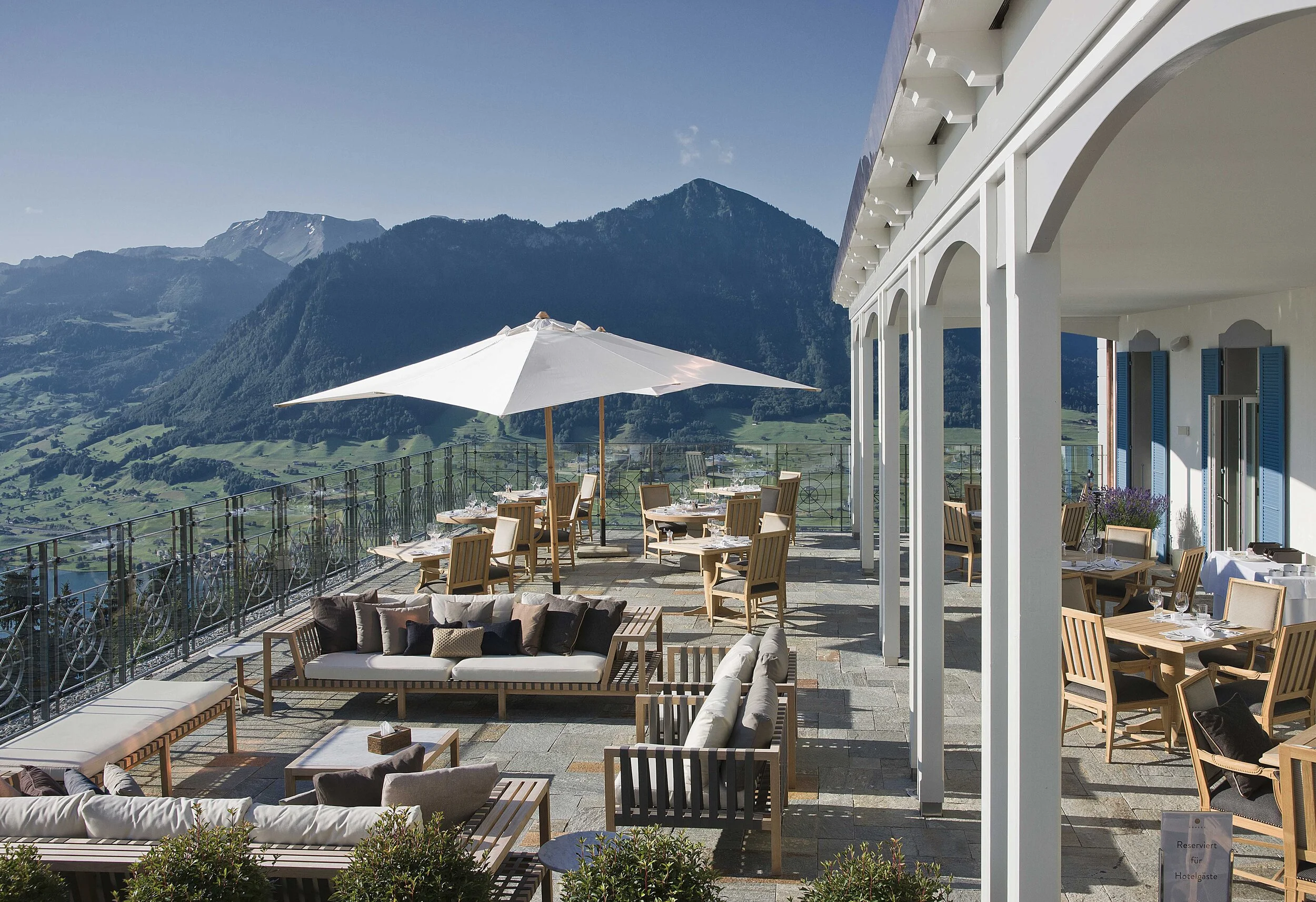 Hotel Villa Honegg — Room + Wild