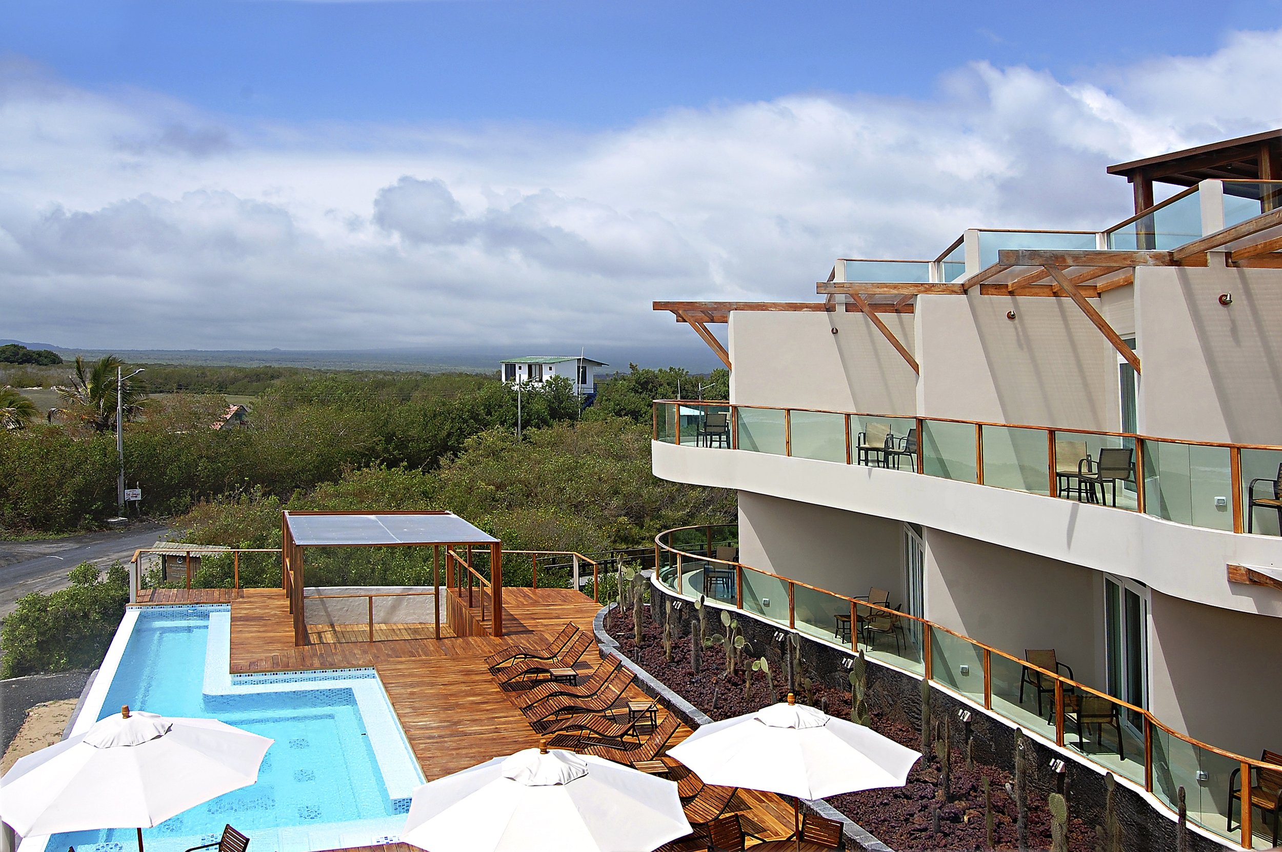 Galapagos Hotels | Iguana Crossing Boutique Hotel