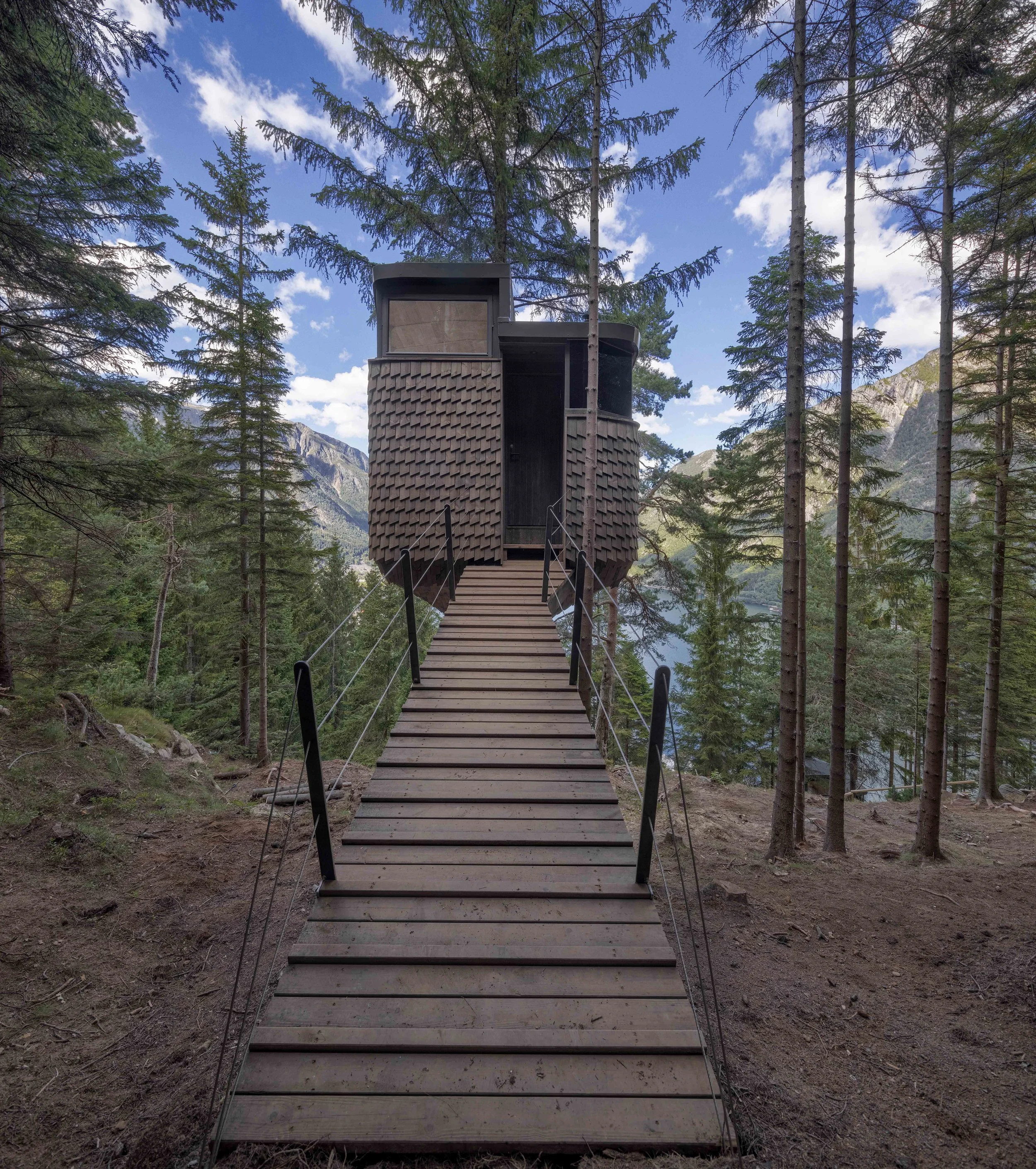 WOODNEST – Odda Treehouse — Room + Wild